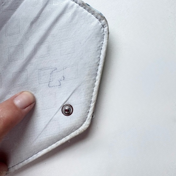 Vera Bradley Wallet - Picture 4 of 4